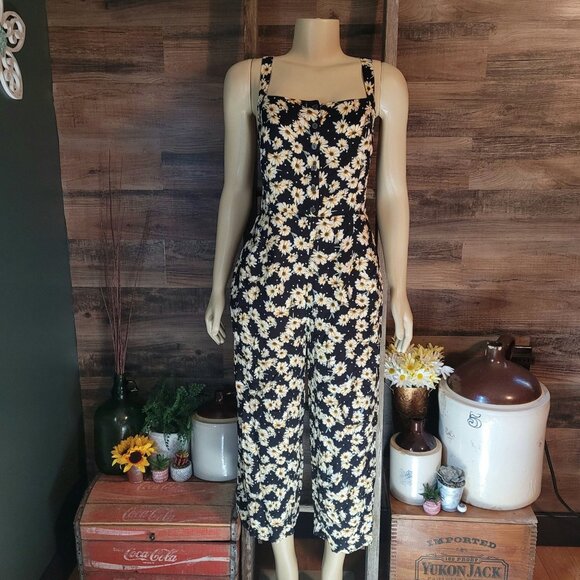 wild fable Pants - Wild Fable Floral Cropped Jumpsuit L Pockets Boho Cottagecore Country Girl